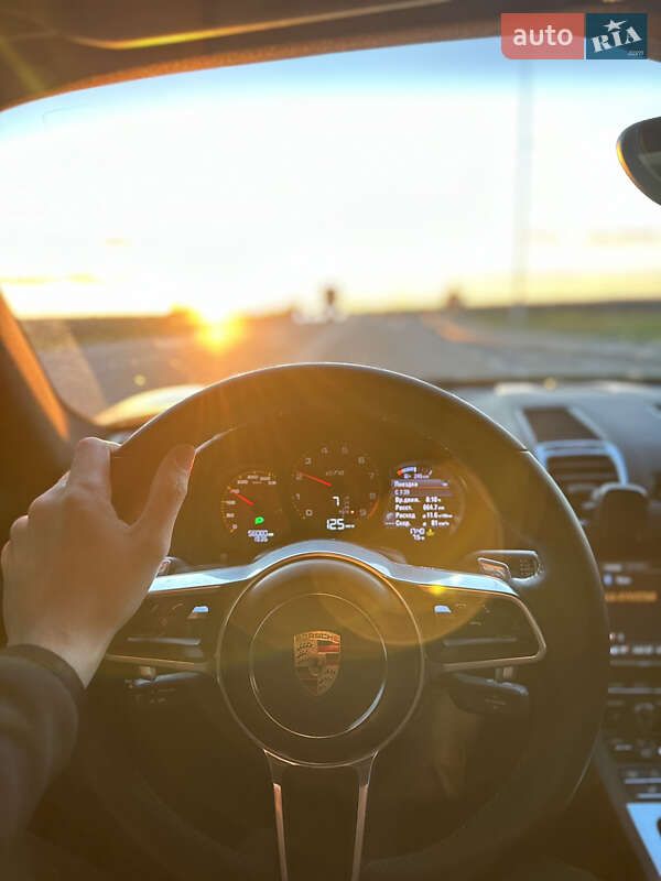 Купе Porsche Cayman 2013 в Ивано-Франковске