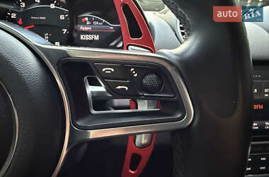 Купе Porsche Cayman 2019 в 