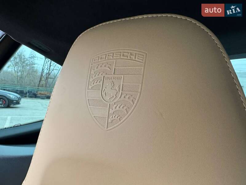 Купе Porsche Cayman 2022 в Запорожье