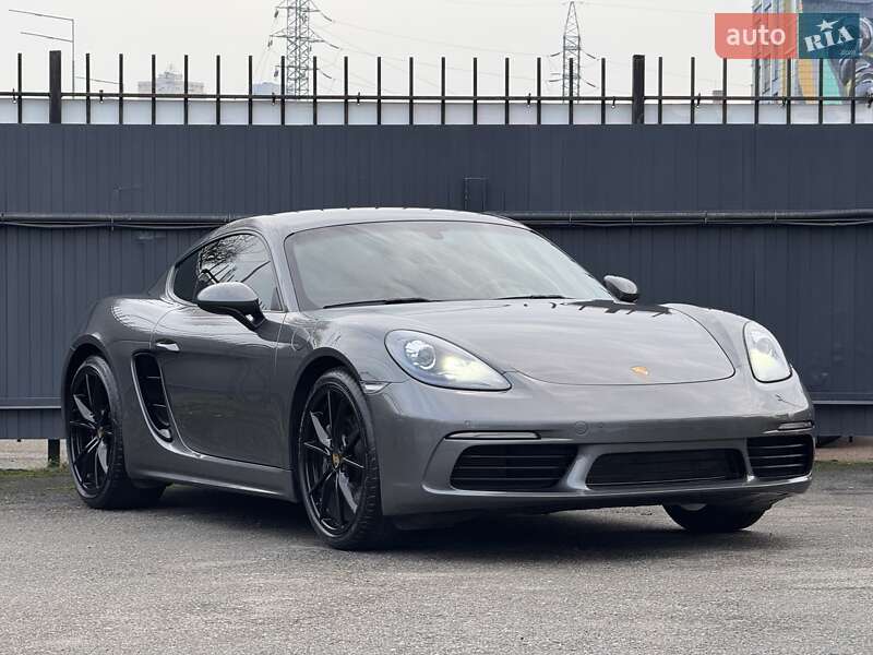Купе Porsche Cayman 2019 в Києві фото 3 Купе Porsche Cayman 2019 в Києві