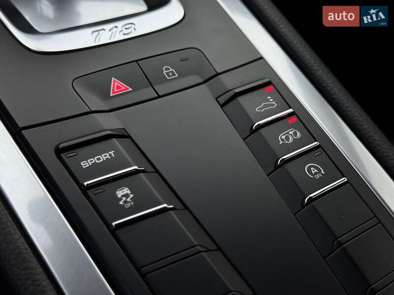 Купе Porsche Cayman 2019 в Києві фото 8 Купе Porsche Cayman 2019 в Києві