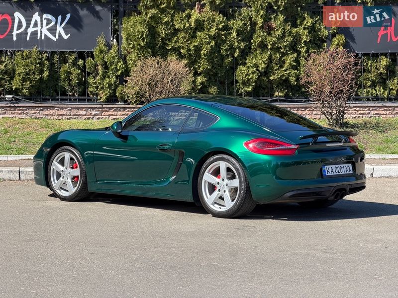 Купе Porsche Cayman 2015 в Киеве