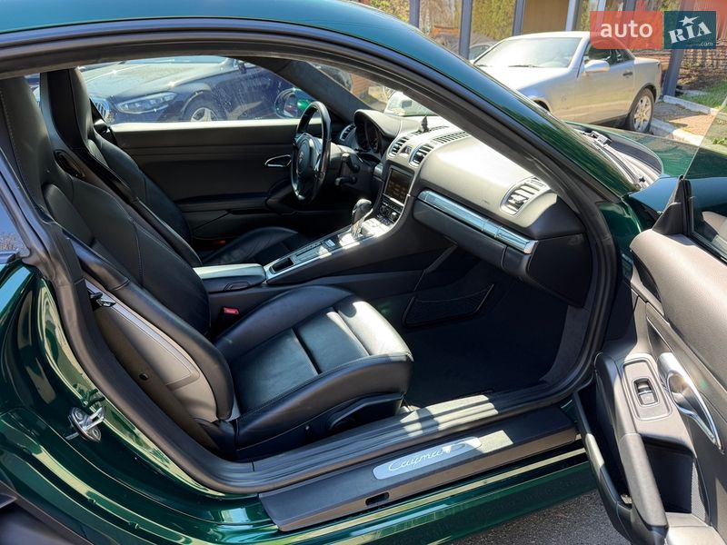 Купе Porsche Cayman 2015 в Киеве
