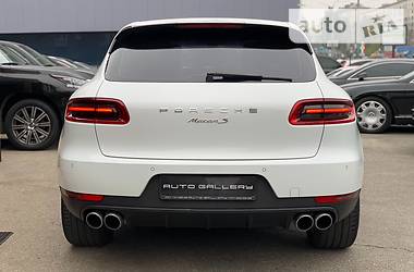 Внедорожник / Кроссовер Porsche Macan 2014 в Киеве