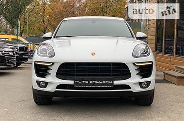 Внедорожник / Кроссовер Porsche Macan 2014 в Киеве