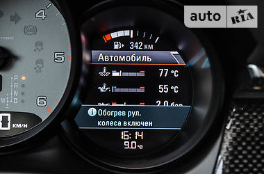 Позашляховик / Кросовер Porsche Macan 2015 в 