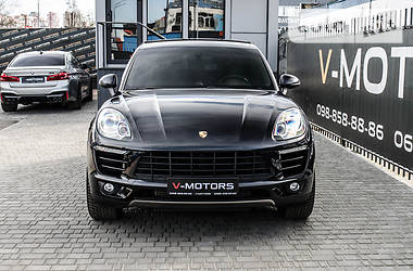 Позашляховик / Кросовер Porsche Macan 2015 в 