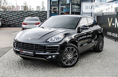 Позашляховик / Кросовер Porsche Macan 2015 в 