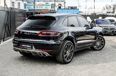 Позашляховик / Кросовер Porsche Macan 2015 в 