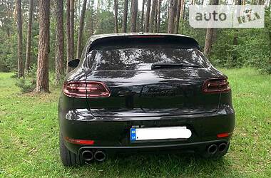 Внедорожник / Кроссовер Porsche Macan 2016 в Киеве