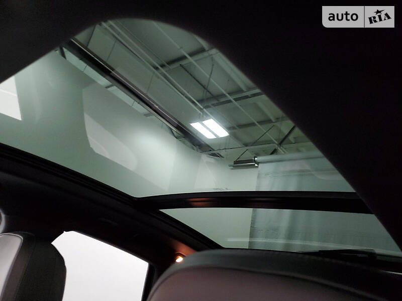 Внедорожник / Кроссовер Porsche Macan 2014 в Киеве