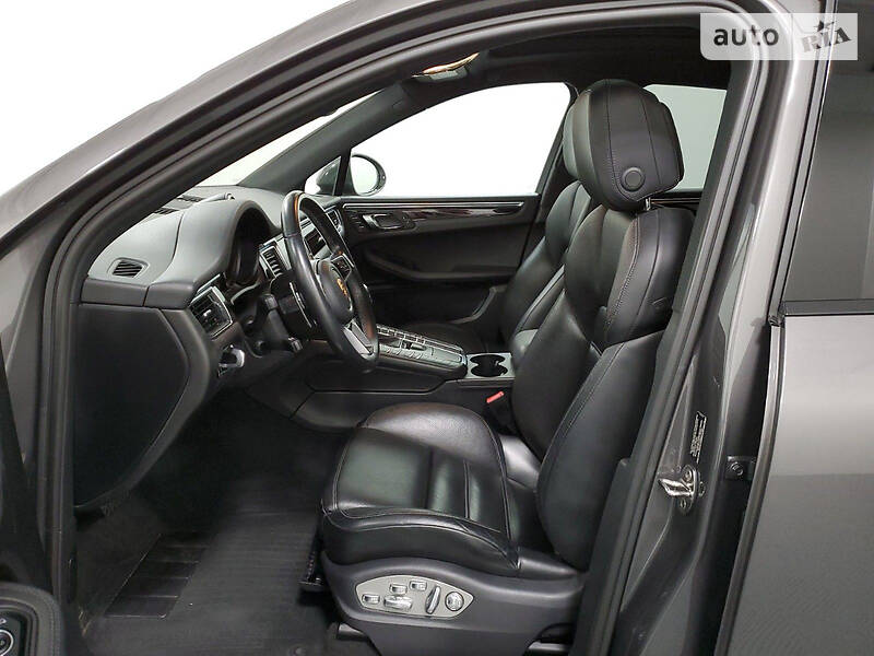 Внедорожник / Кроссовер Porsche Macan 2014 в Киеве