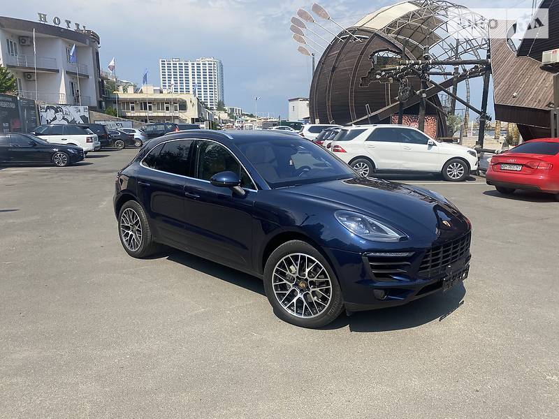 Внедорожник / Кроссовер Porsche Macan 2017 в Одессе