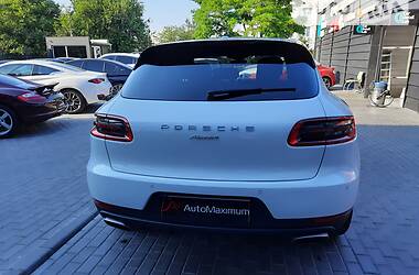 Внедорожник / Кроссовер Porsche Macan 2016 в Одессе