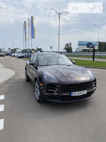 Позашляховик / Кросовер Porsche Macan 2019 в 