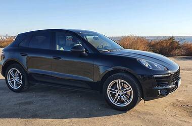 Внедорожник / Кроссовер Porsche Macan 2017 в Николаеве