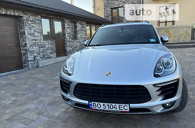 Позашляховик / Кросовер Porsche Macan 2015 в Тернополі