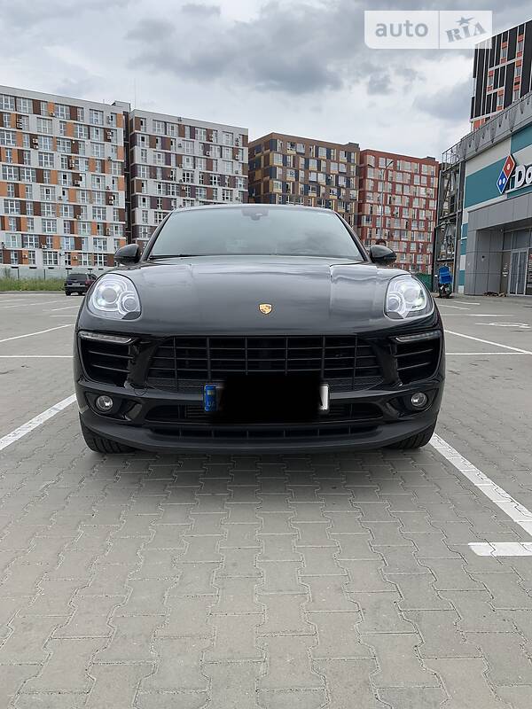 Внедорожник / Кроссовер Porsche Macan 2017 в Киеве
