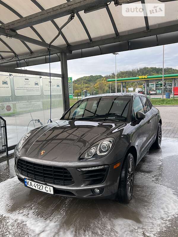 Внедорожник / Кроссовер Porsche Macan 2014 в Киеве