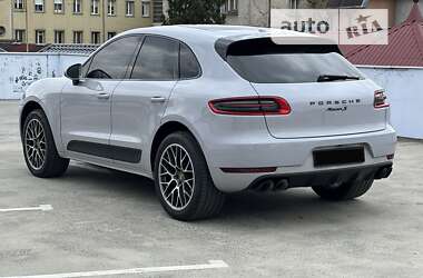 Седан Porsche Macan 2015 в Мукачевому