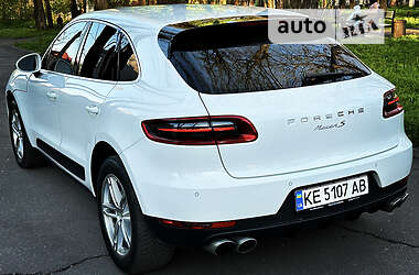 Внедорожник / Кроссовер Porsche Macan 2014 в 