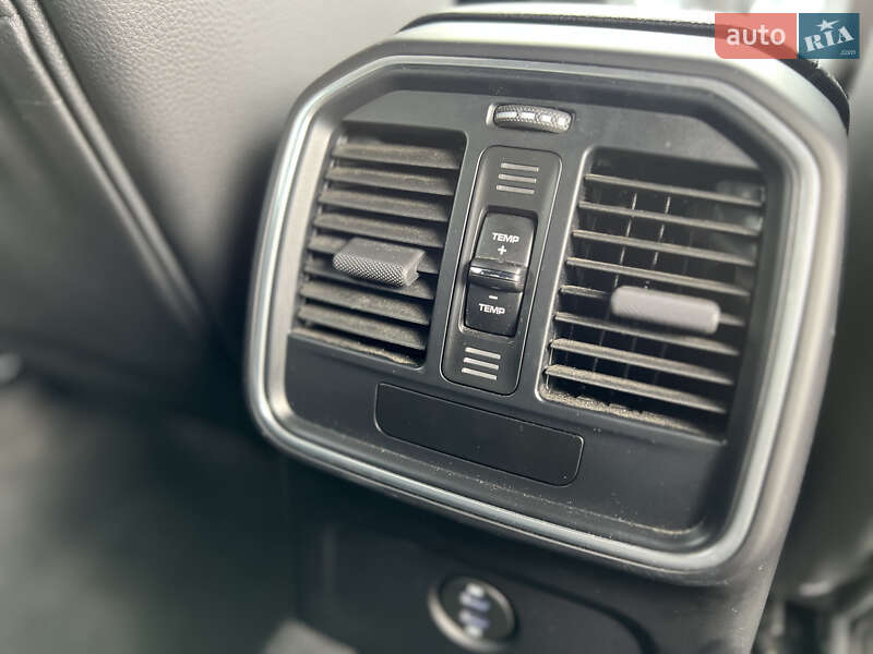 Внедорожник / Кроссовер Porsche Macan 2020 в Ужгороде фото 44 Внедорожник / Кроссовер Porsche Macan 2020 в Ужгороде