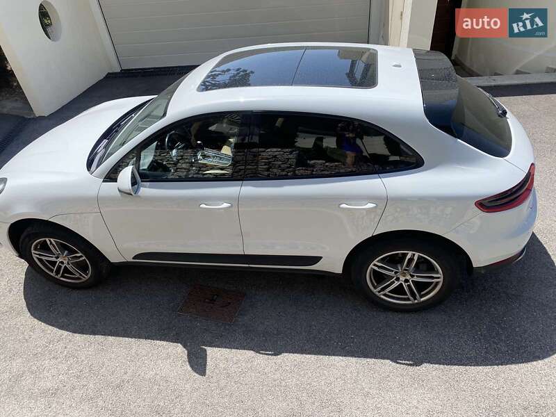 Внедорожник / Кроссовер Porsche Macan 2017 в Киеве фото 6 Внедорожник / Кроссовер Porsche Macan 2017 в Киеве