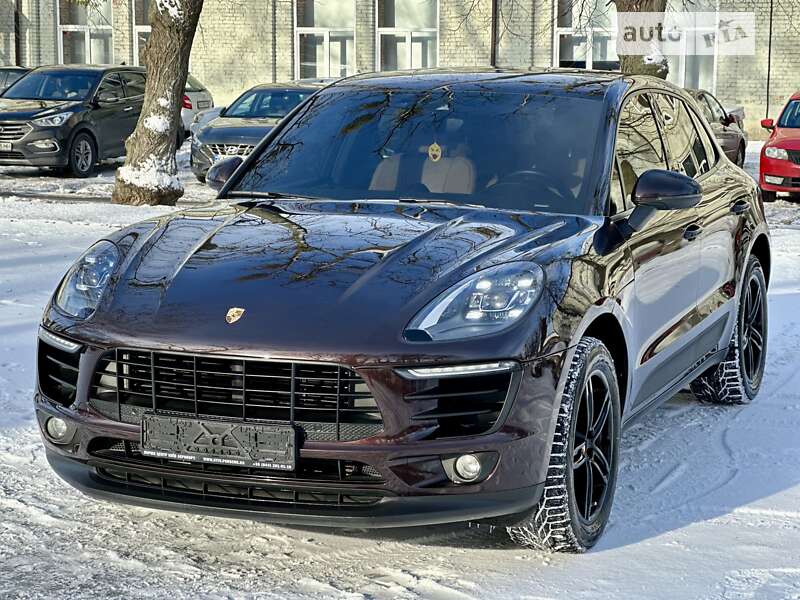 Внедорожник / Кроссовер Porsche Macan 2017 в Киеве