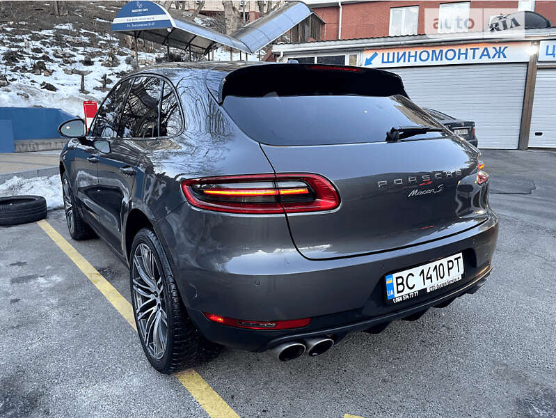 Позашляховик / Кросовер Porsche Macan 2014 в Львові