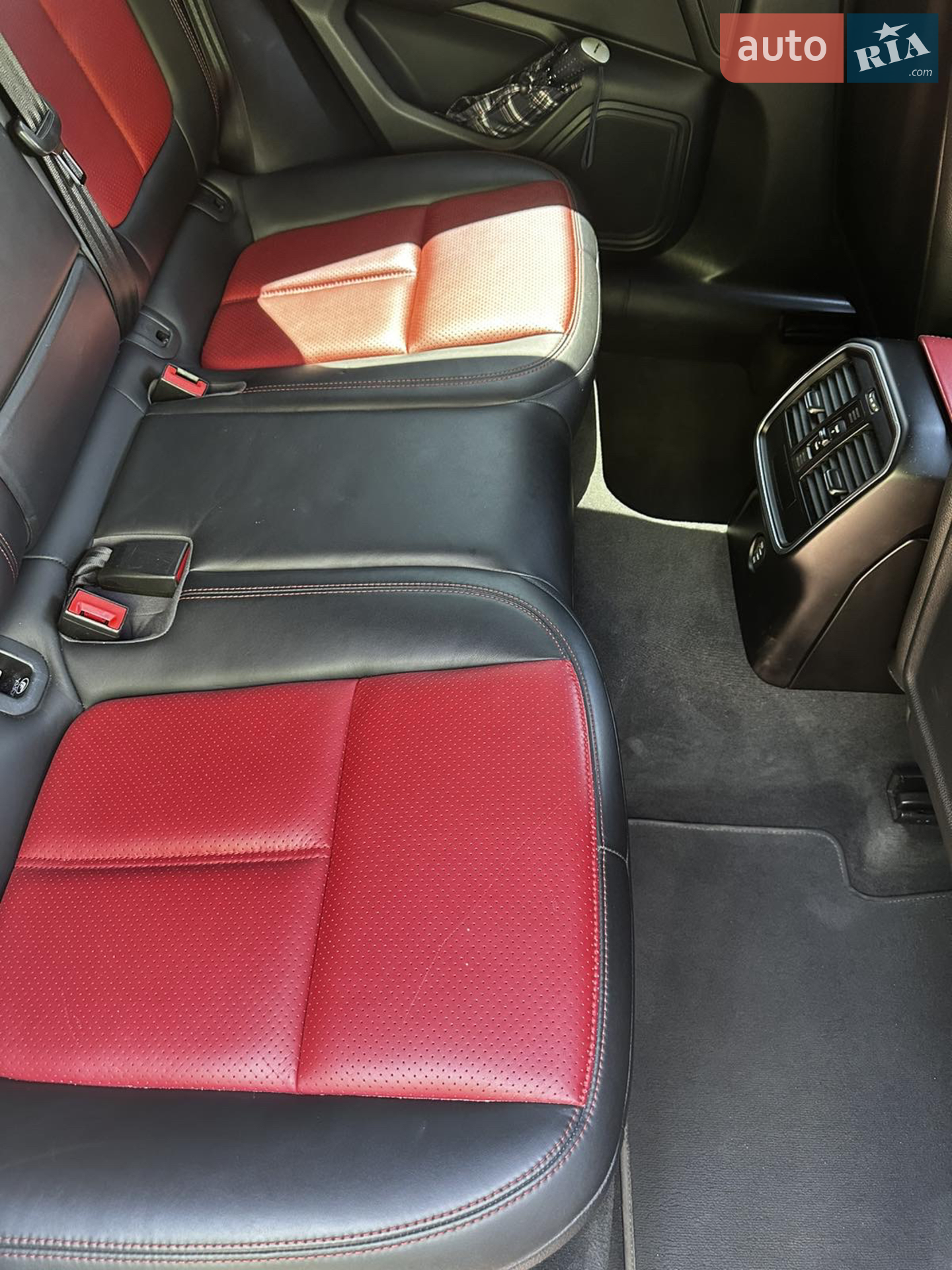 2016 Porsche Macan - мініатюра 5