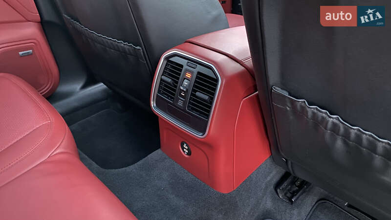 Внедорожник / Кроссовер Porsche Macan 2021 в Львове