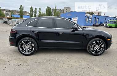 Внедорожник / Кроссовер Porsche Macan 2015 в Киеве