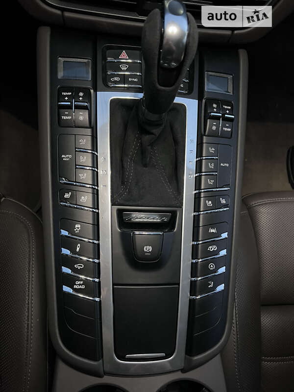 Позашляховик / Кросовер Porsche Macan 2019 в Дніпрі фото 13 Позашляховик / Кросовер Porsche Macan 2019 в Дніпрі