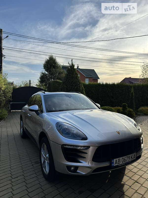 Позашляховик / Кросовер Porsche Macan 2016 в Вінниці