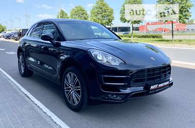 Позашляховик / Кросовер Porsche Macan 2015 в Києві