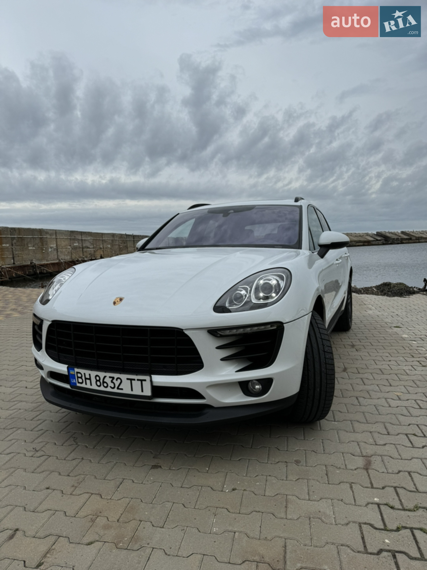 2017 Porsche Macan - мініатюра 2
