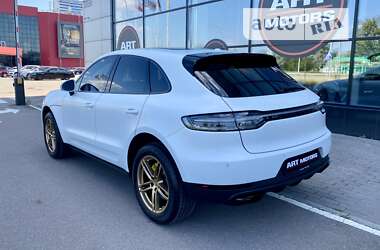 Позашляховик / Кросовер Porsche Macan 2021 в Києві