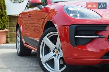 Внедорожник / Кроссовер Porsche Macan 2019 в 