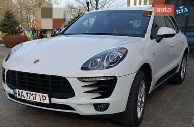 Внедорожник / Кроссовер Porsche Macan 2014 в 
