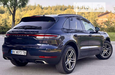 Позашляховик / Кросовер Porsche Macan 2019 в 