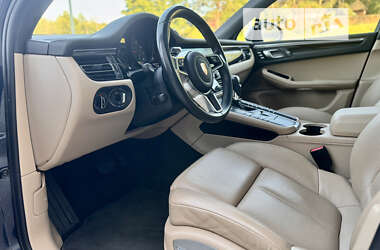 Позашляховик / Кросовер Porsche Macan 2019 в 