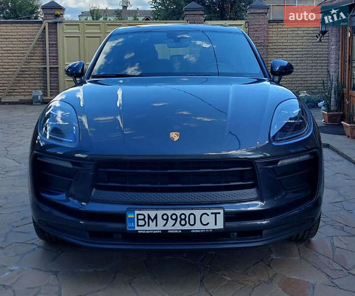 Porsche Macan 2021