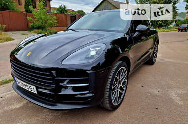 Внедорожник / Кроссовер Porsche Macan 2019 в 