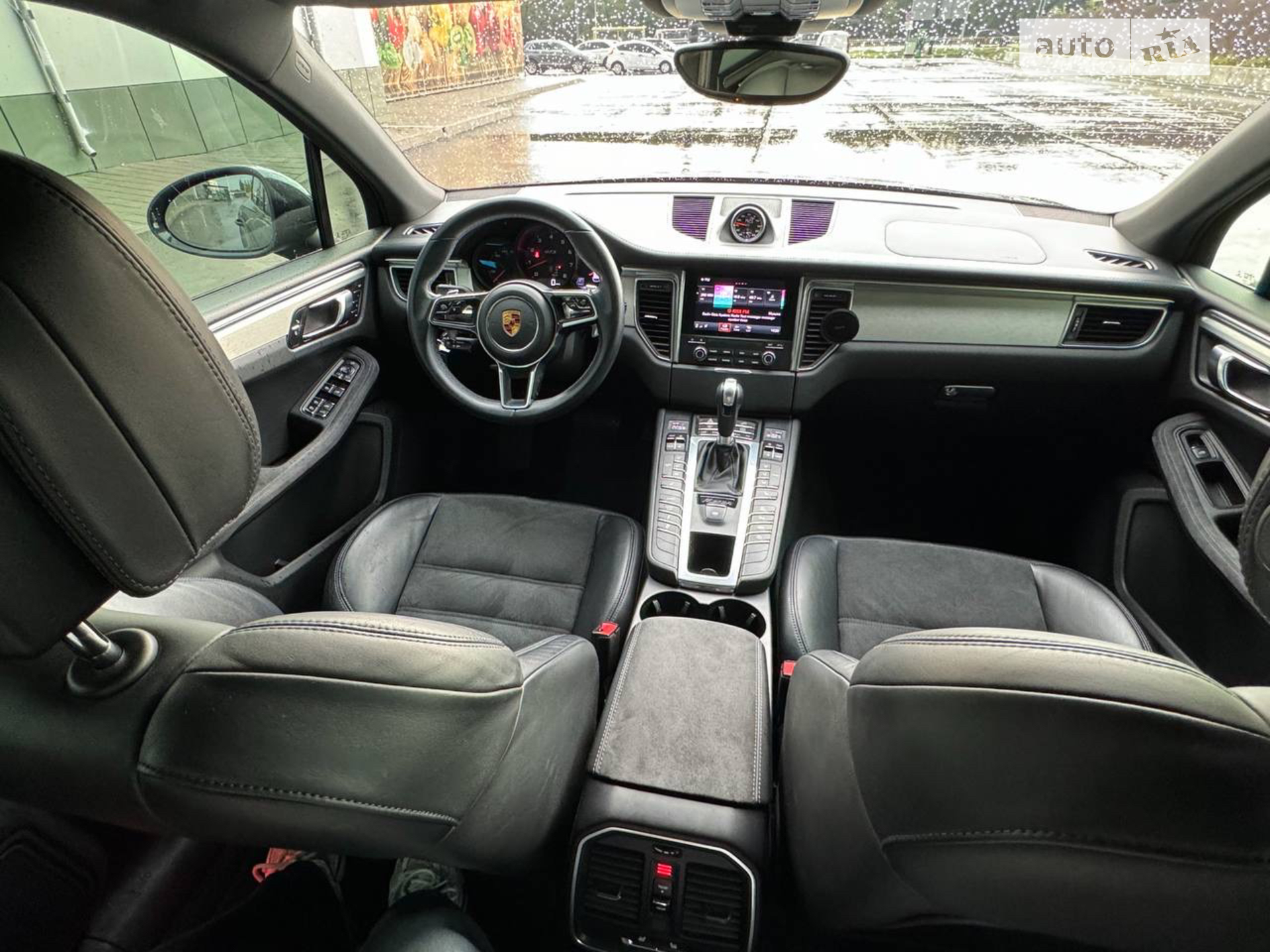 2017 Porsche Macan - мініатюра 11