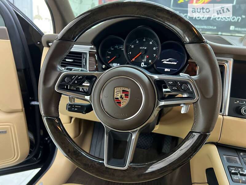 Внедорожник / Кроссовер Porsche Macan 2016 в Днепре
