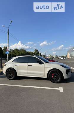 Позашляховик / Кросовер Porsche Macan 2021 в Києві