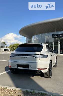 Позашляховик / Кросовер Porsche Macan 2021 в Києві