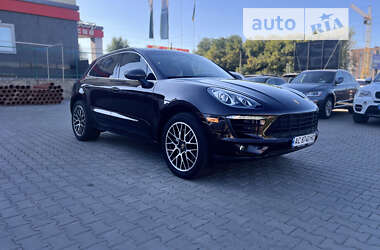 Позашляховик / Кросовер Porsche Macan 2015 в Луцьку