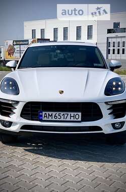 Внедорожник / Кроссовер Porsche Macan 2018 в Житомире