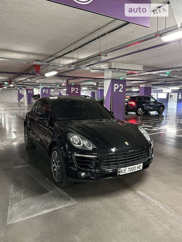 Внедорожник / Кроссовер Porsche Macan 2014 в Киеве